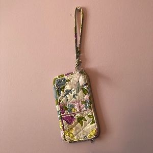 ♥️ Vera Bradley Wristlet